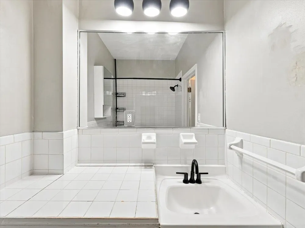 224 MADISON ST Hoboken, NJ 07030