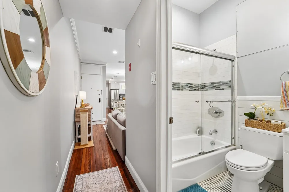 1009 WILLOW AVE Hoboken, NJ 07030