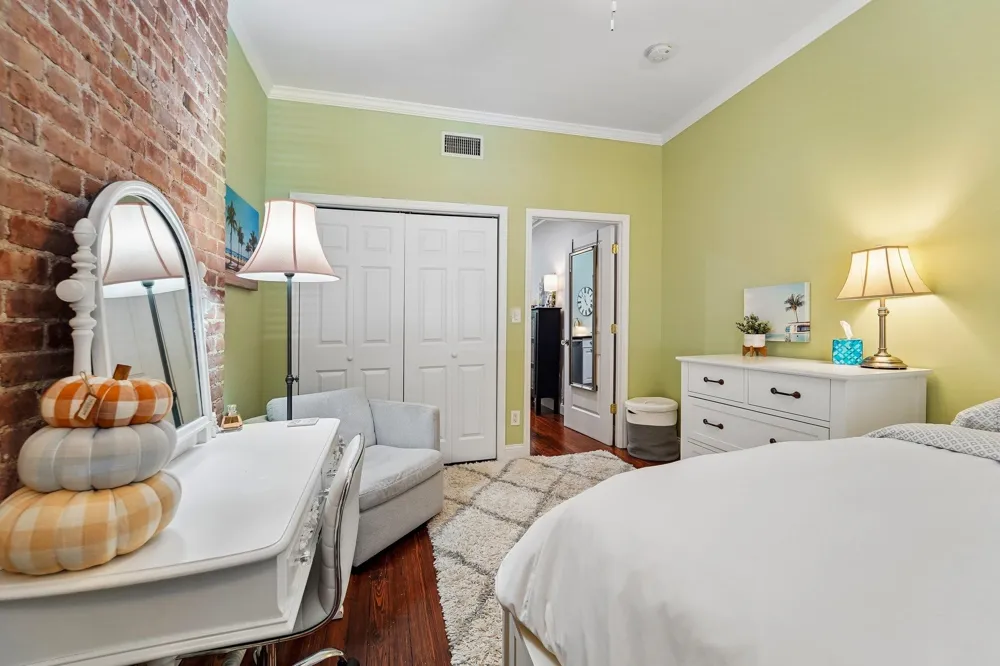 1009 WILLOW AVE Hoboken, NJ 07030
