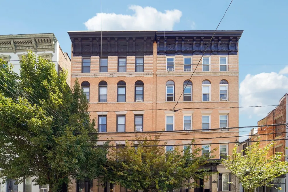 1009 WILLOW AVE Hoboken, NJ 07030