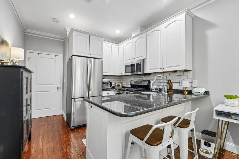 1009 WILLOW AVE Hoboken, NJ 07030