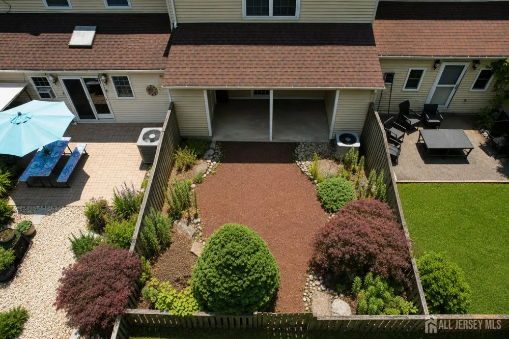 12 Anderson Court East Brunswick, NJ 08816