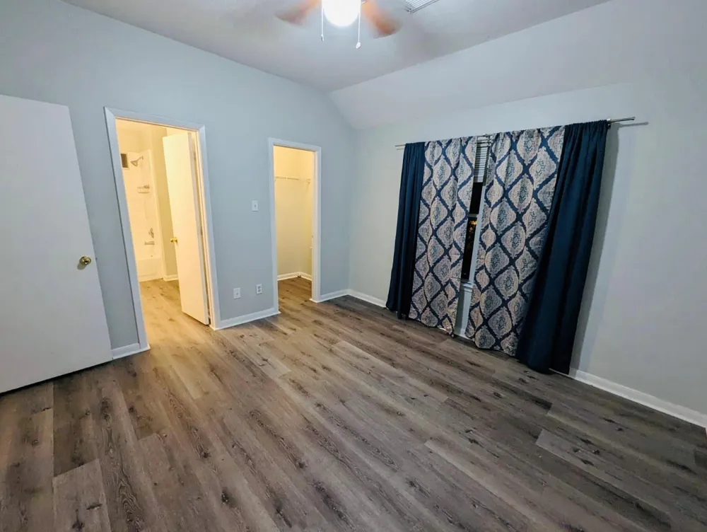 6404 Mountain Pines Lane Katy, TX 77449