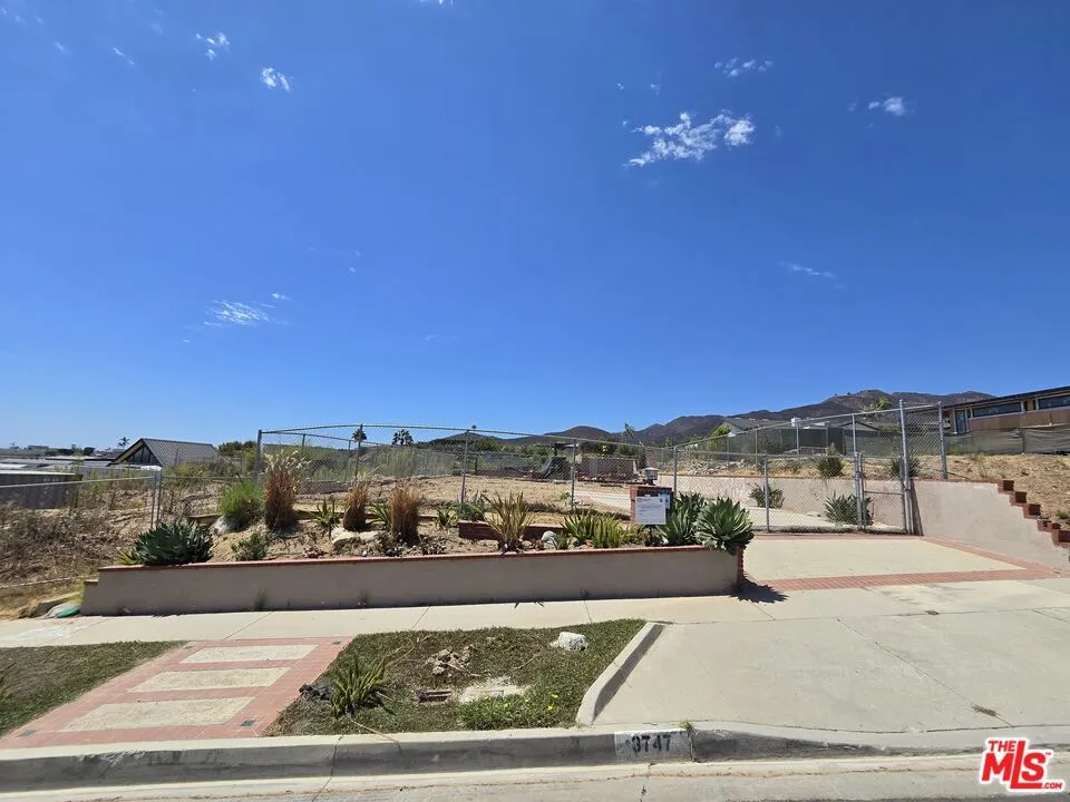 3747 Seahorn Drive Malibu, CA 90265