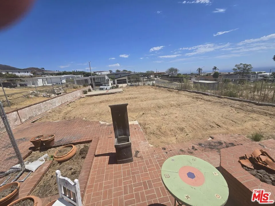 3747 Seahorn Drive Malibu, CA 90265