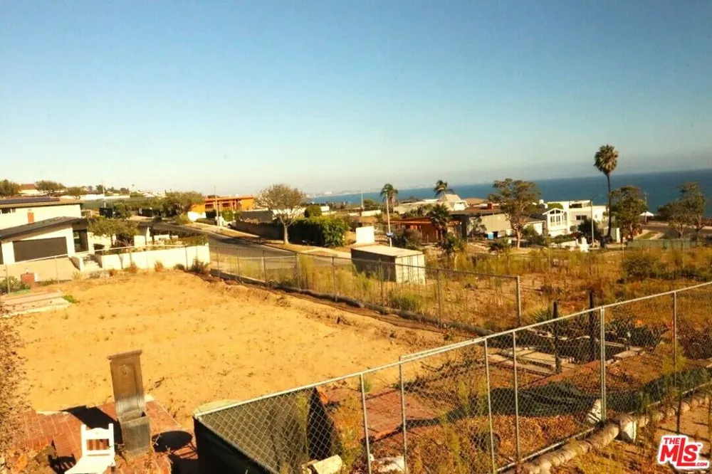 3747 Seahorn Drive Malibu, CA 90265