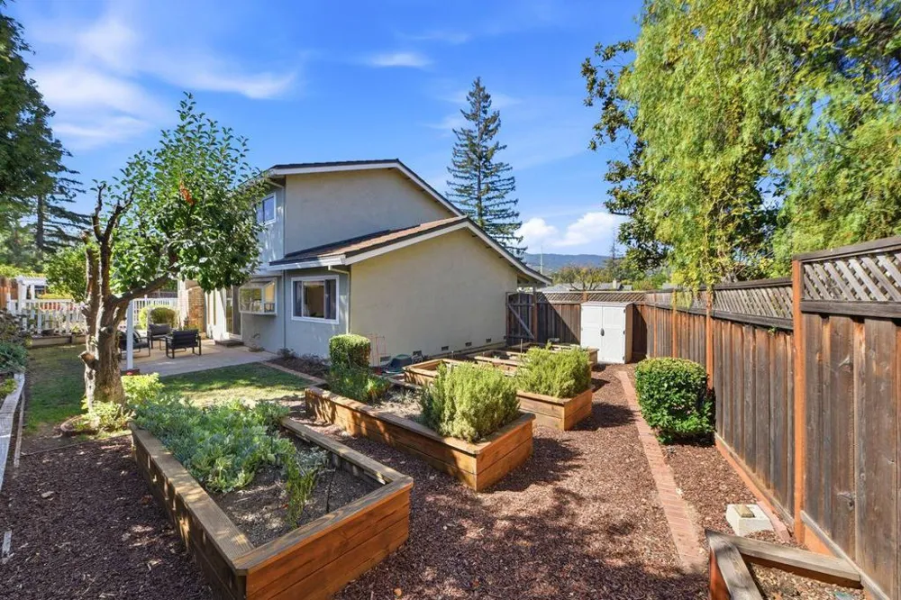 6922 Serenity Way San Jose, CA 95120