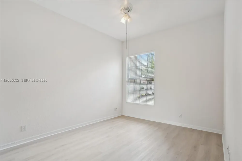 4460 Mariners Cove Dr Wellington, FL 33449