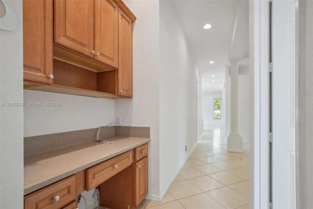 4460 Mariners Cove Dr Wellington, FL 33449