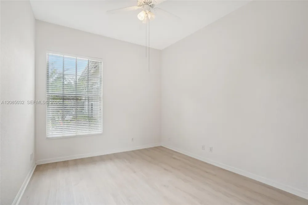 4460 Mariners Cove Dr Wellington, FL 33449