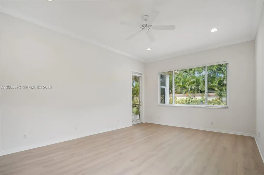 4460 Mariners Cove Dr Wellington, FL 33449