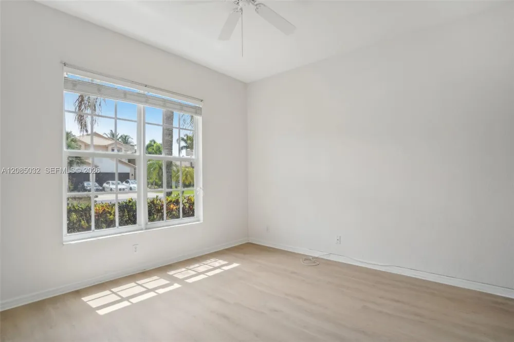 4460 Mariners Cove Dr Wellington, FL 33449