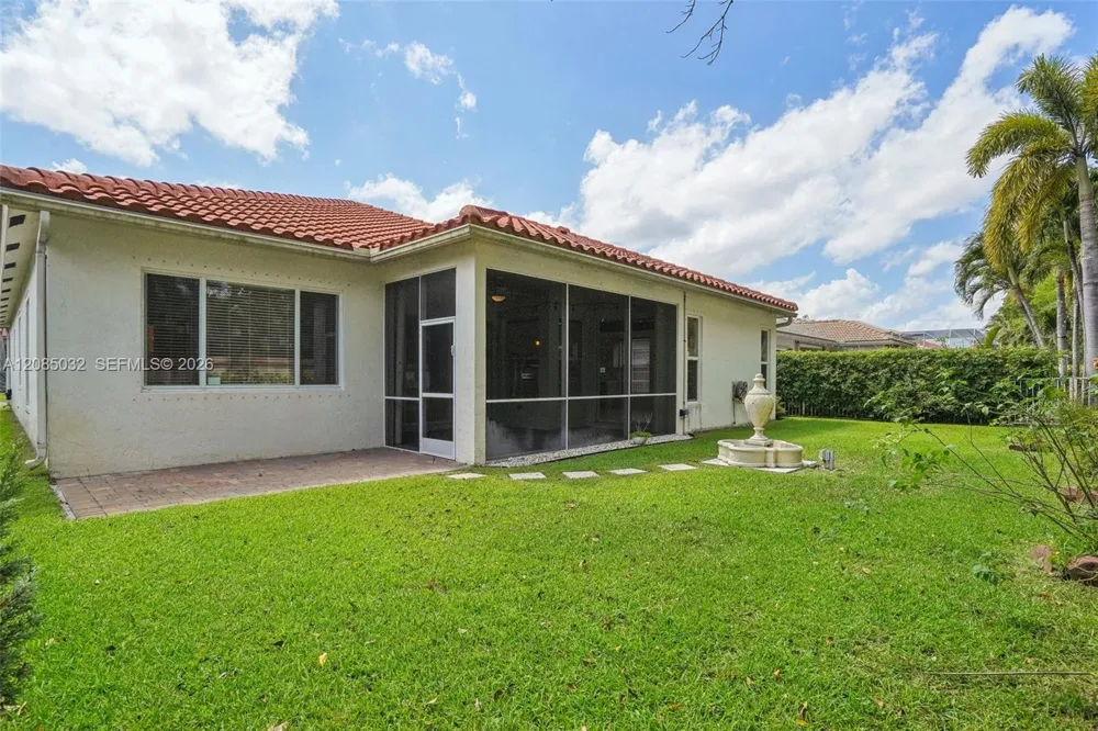 4460 Mariners Cove Dr Wellington, FL 33449