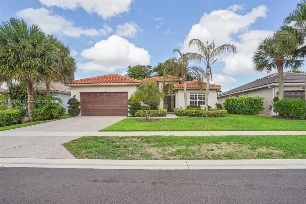4460 Mariners Cove Dr Wellington, FL 33449