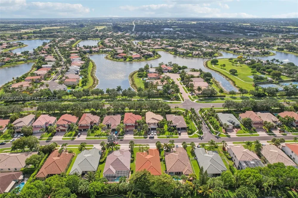 4460 Mariners Cove Dr Wellington, FL 33449