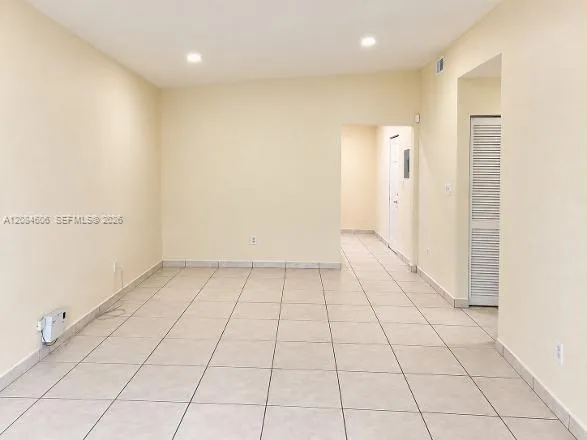 7548 NW 173rd Ter Hialeah, FL 33015