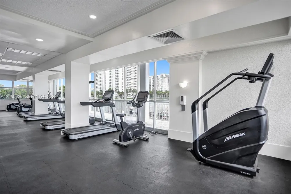 18041 Biscayne Blvd #803 Aventura, FL 33160