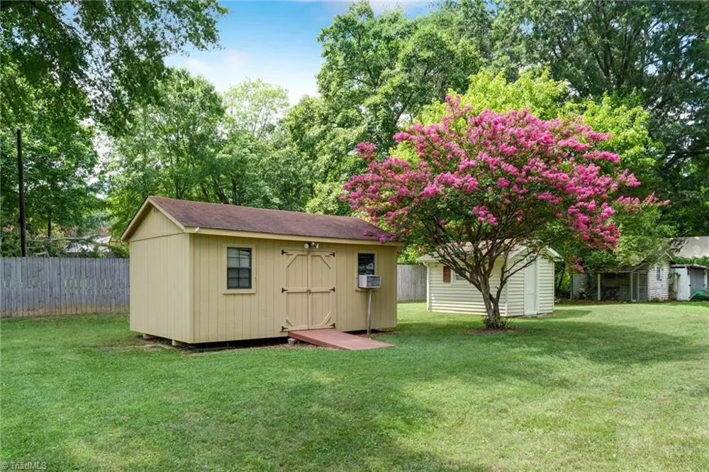 1106 Walnut Street Reidsville, NC 27320