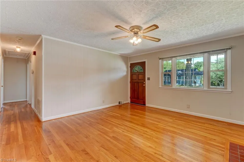 1106 Walnut Street Reidsville, NC 27320