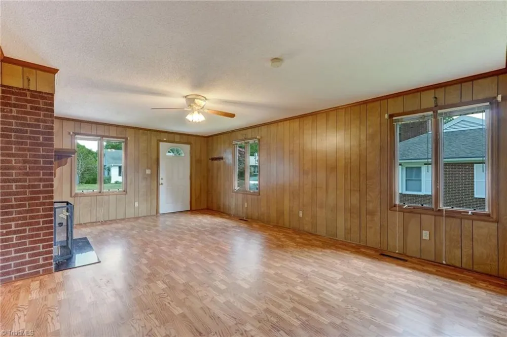 1106 Walnut Street Reidsville, NC 27320
