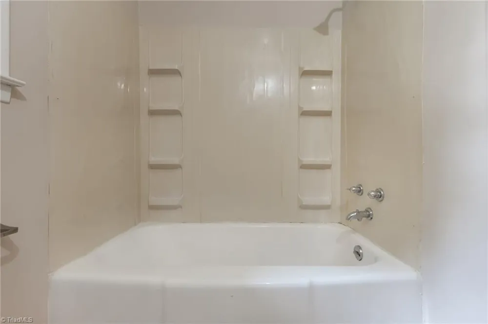 1106 Walnut Street Reidsville, NC 27320
