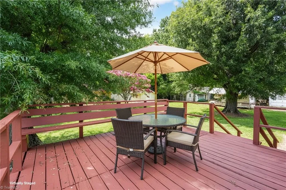 1106 Walnut Street Reidsville, NC 27320