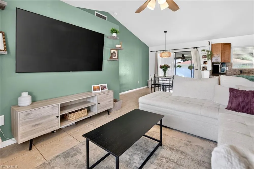 9197 Pomelo Road E Fort Myers, FL 33967