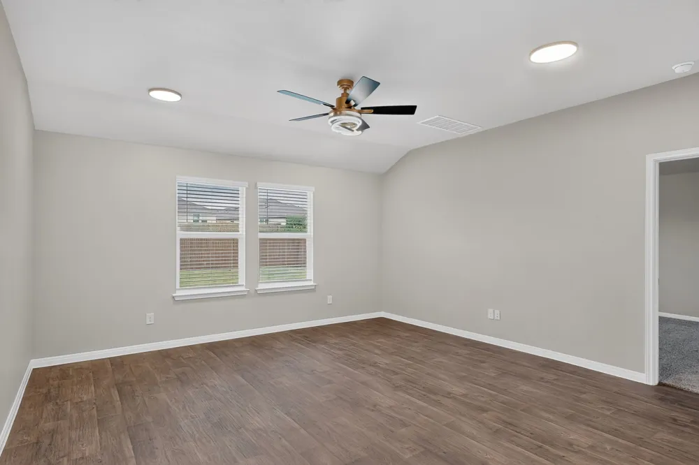 315 Gladiola Loop Kyle, TX 78640