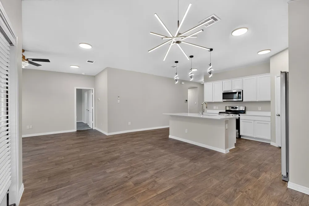 315 Gladiola Loop Kyle, TX 78640
