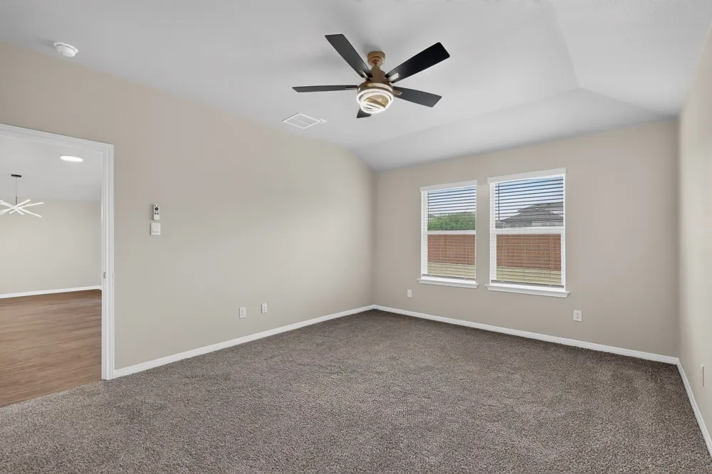315 Gladiola Loop Kyle, TX 78640