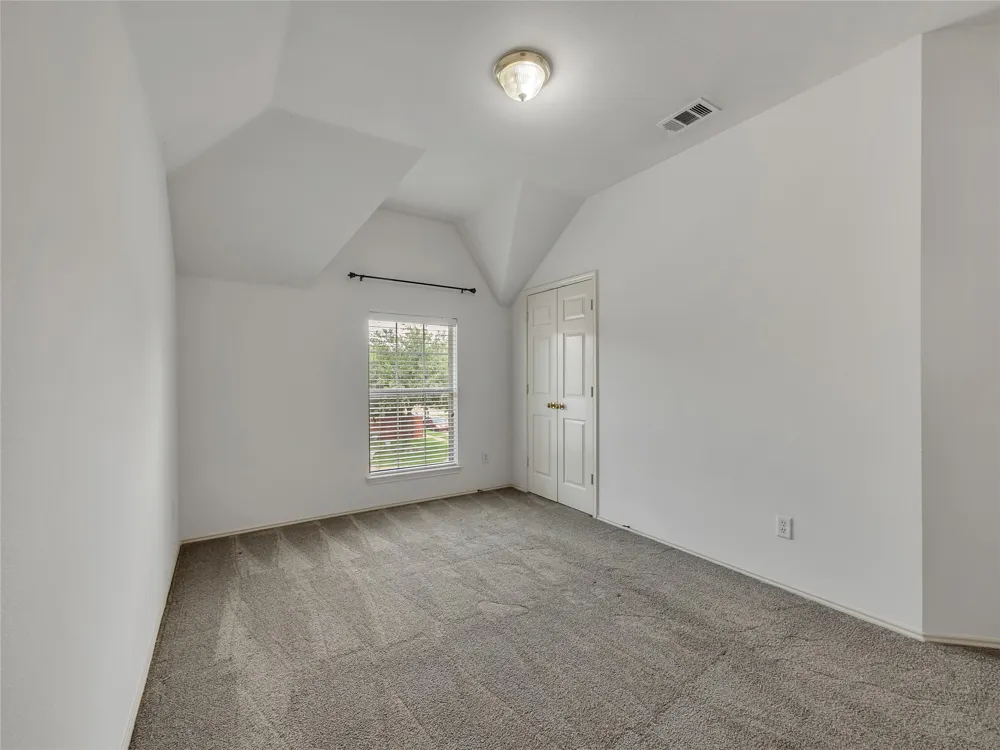 114 Constitution Drive Euless, TX 76040