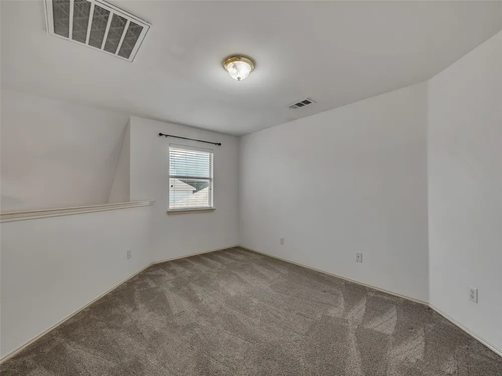 114 Constitution Drive Euless, TX 76040