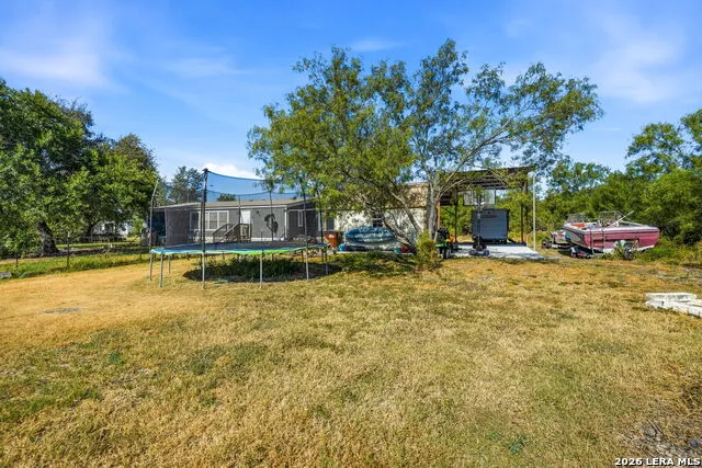 104 County Road 4637 Hondo, TX 78861