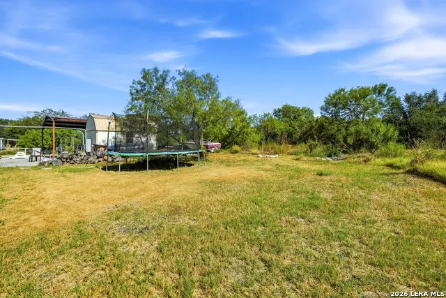 104 County Road 4637 Hondo, TX 78861