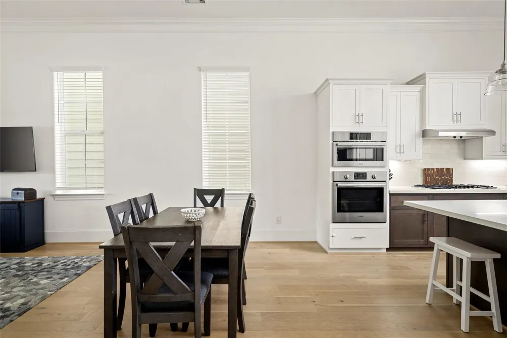 3418 Timbergrove Heights Street Houston, TX 77008