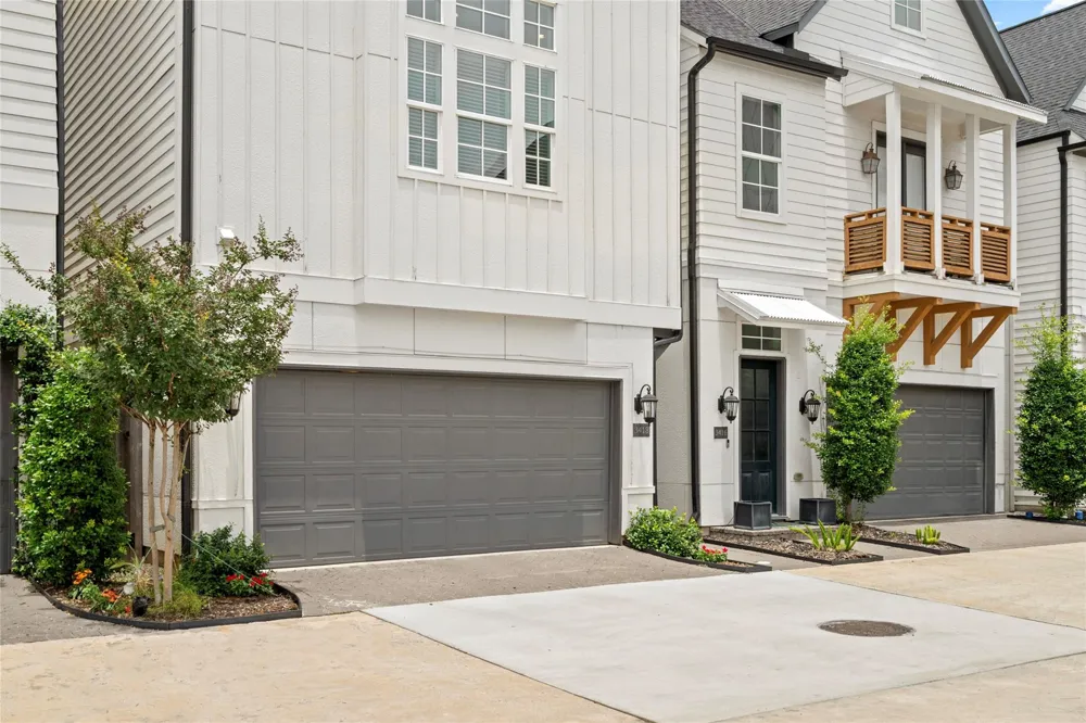 3418 Timbergrove Heights Street Houston, TX 77008