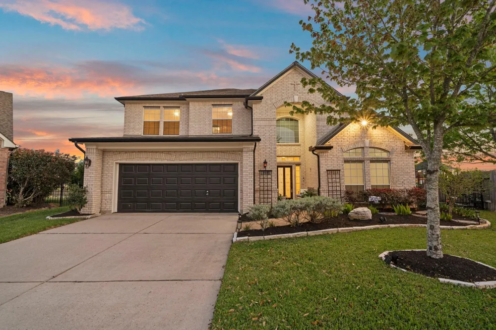 10103 Lazy Lagoon Houston, TX 77065