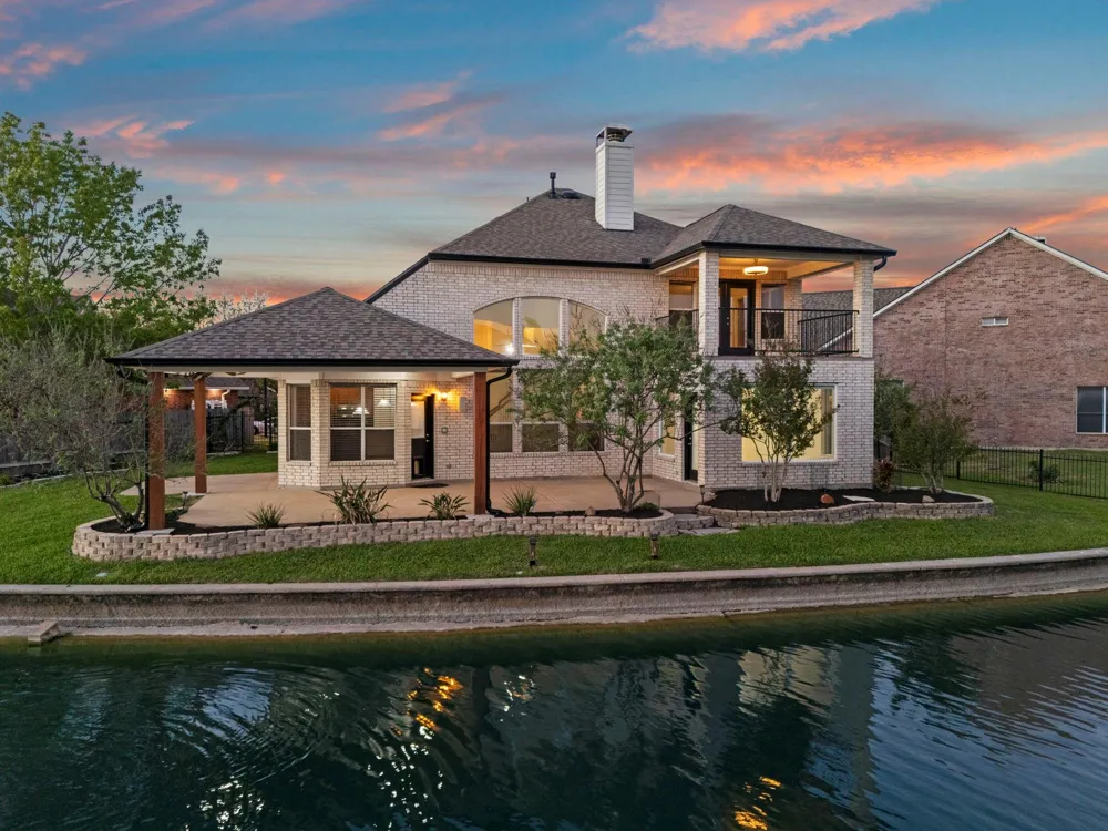 10103 Lazy Lagoon Houston, TX 77065