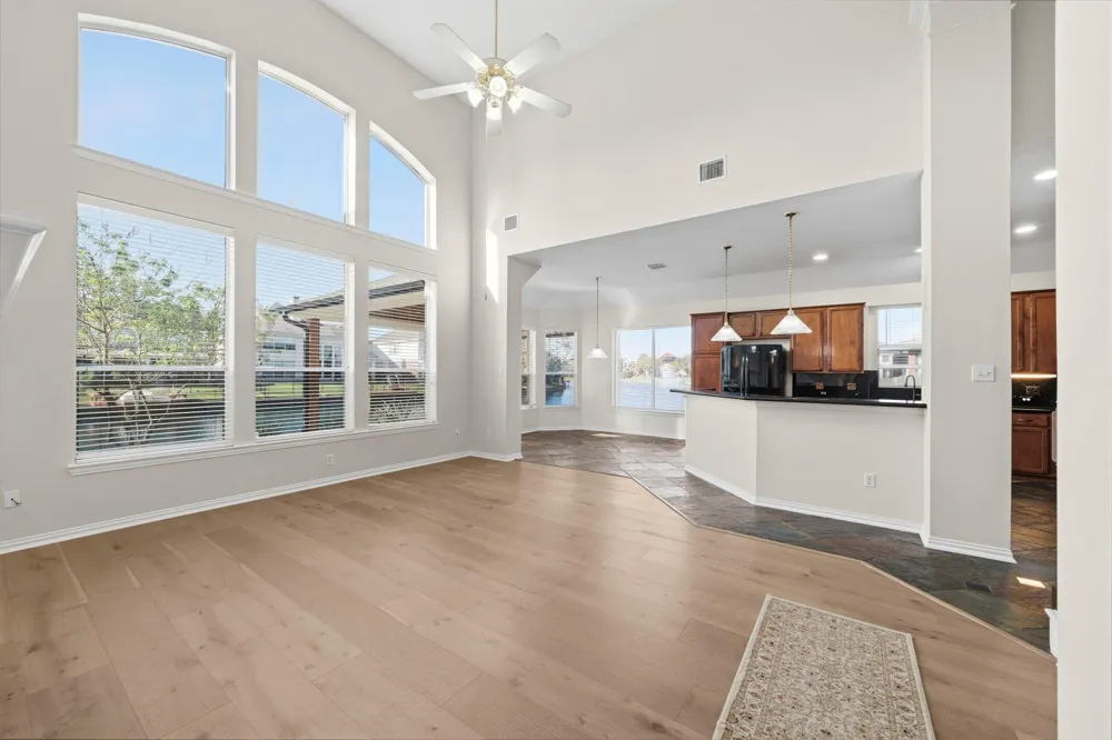10103 Lazy Lagoon Houston, TX 77065