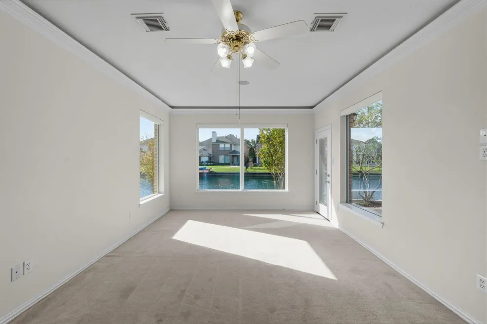 10103 Lazy Lagoon Houston, TX 77065