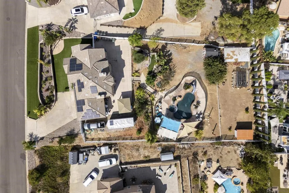 1521 Miss Elle Alpine, CA 91901