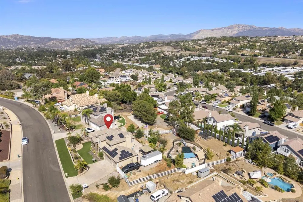 1521 Miss Elle Alpine, CA 91901