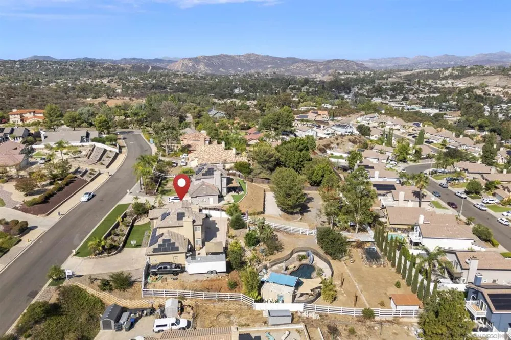 1521 Miss Elle Alpine, CA 91901