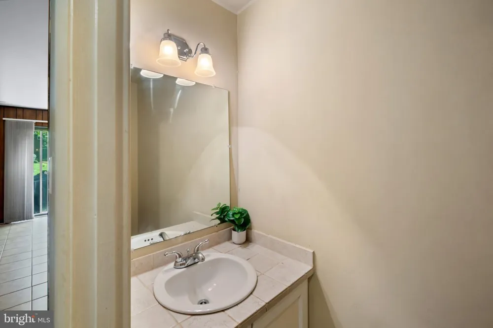 117 SWARTHMORE DRIVE #117 Towson, MD 21204