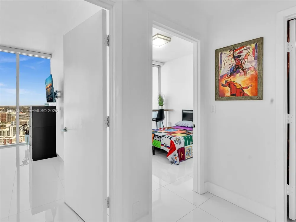 2020 Bayshore Dr #3303 Miami, FL 33137
