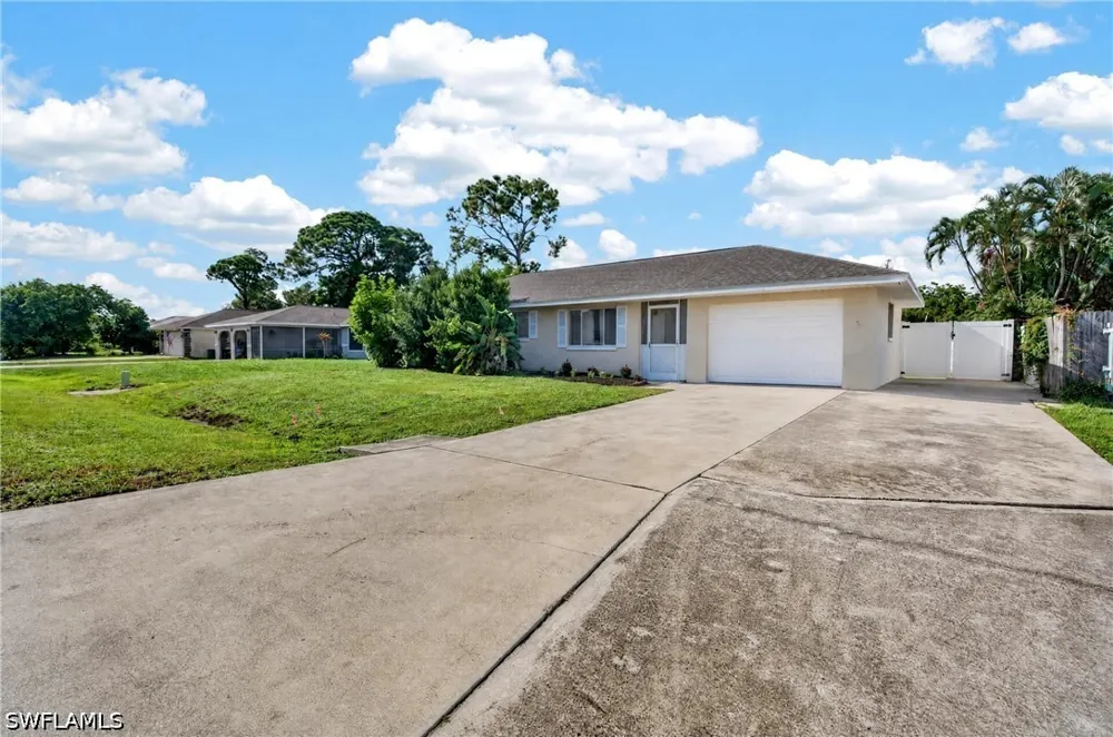 Pomelo Road E Fort Myers, FL 33967