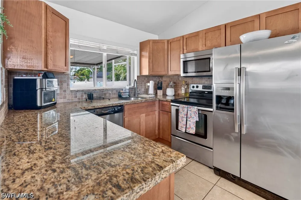 Pomelo Road E Fort Myers, FL 33967