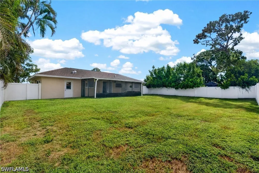 Pomelo Road E Fort Myers, FL 33967