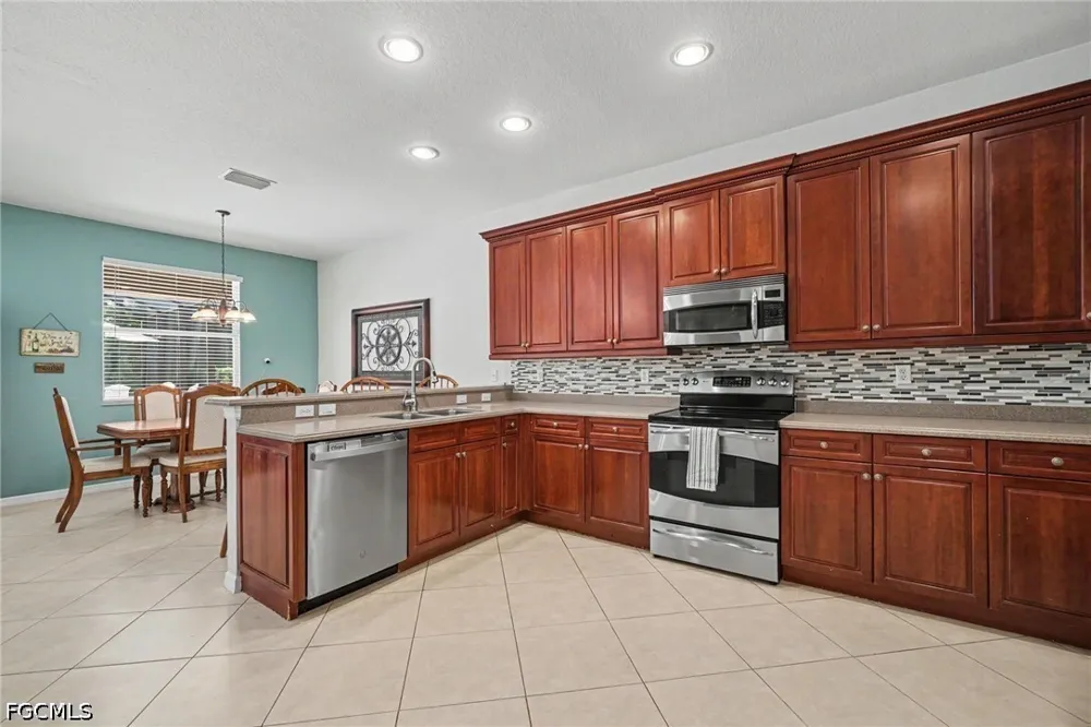 Muddy Creek Lane Fort Myers, FL 33913