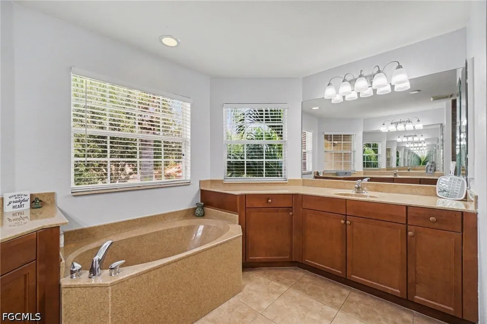 Muddy Creek Lane Fort Myers, FL 33913